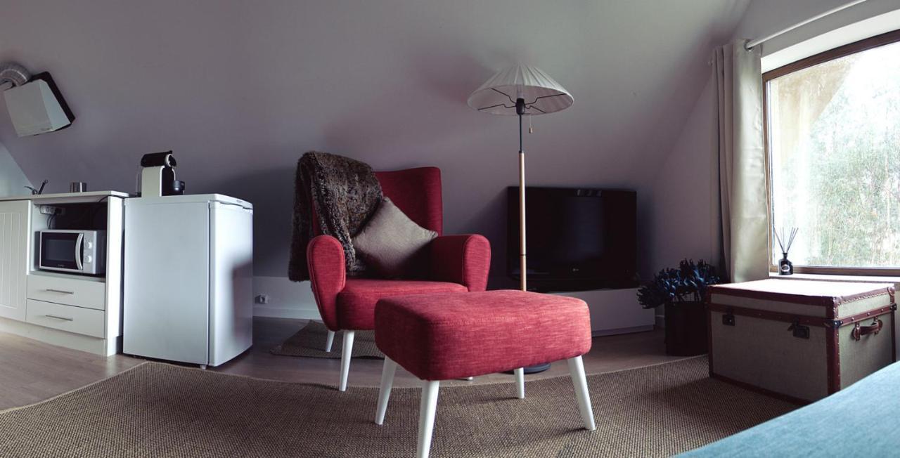 Vila Brown House Geres Pokoj fotografie